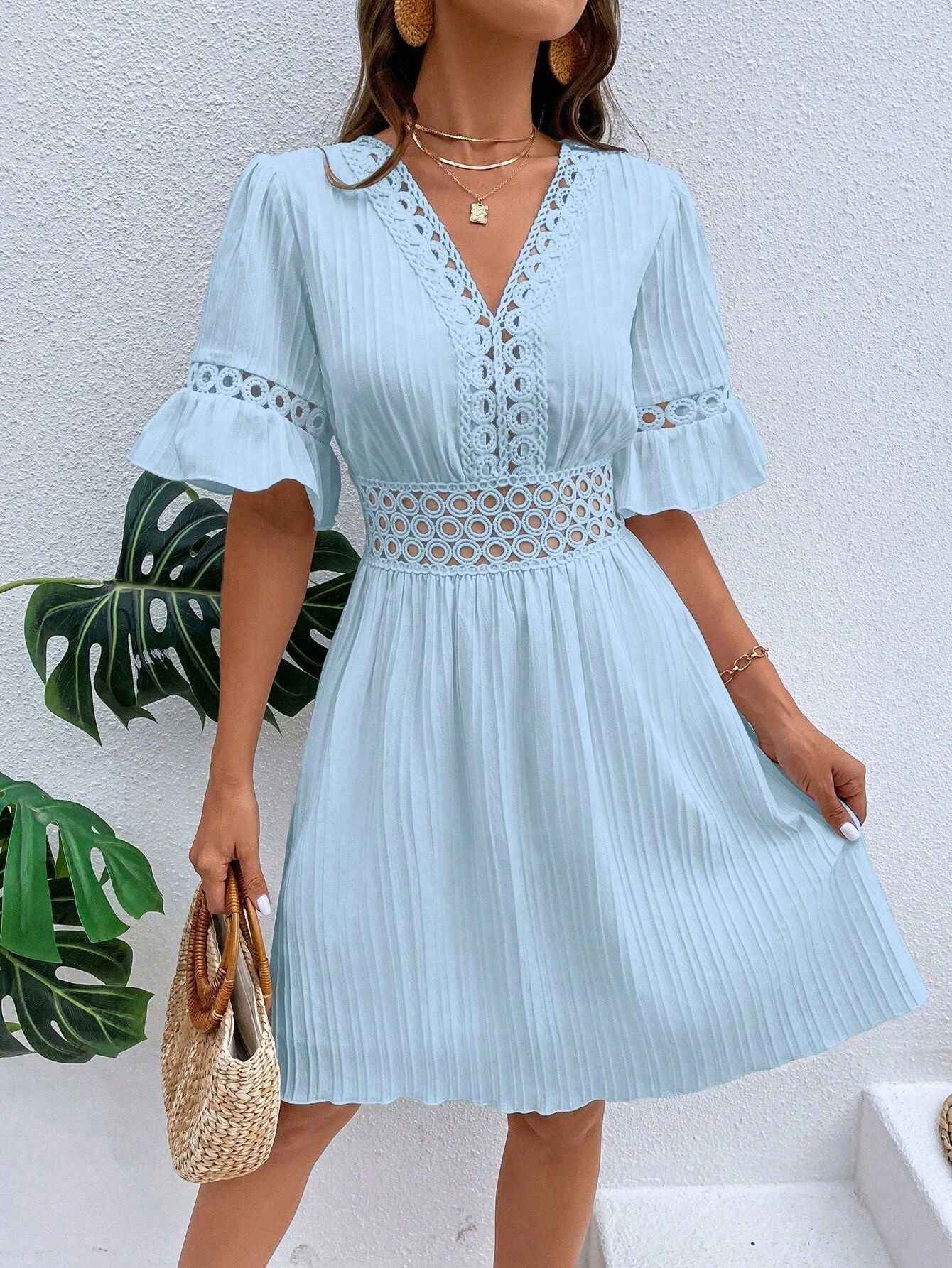 V-Neck Lace Midi Dress Waist-Cinching A-Line Dress