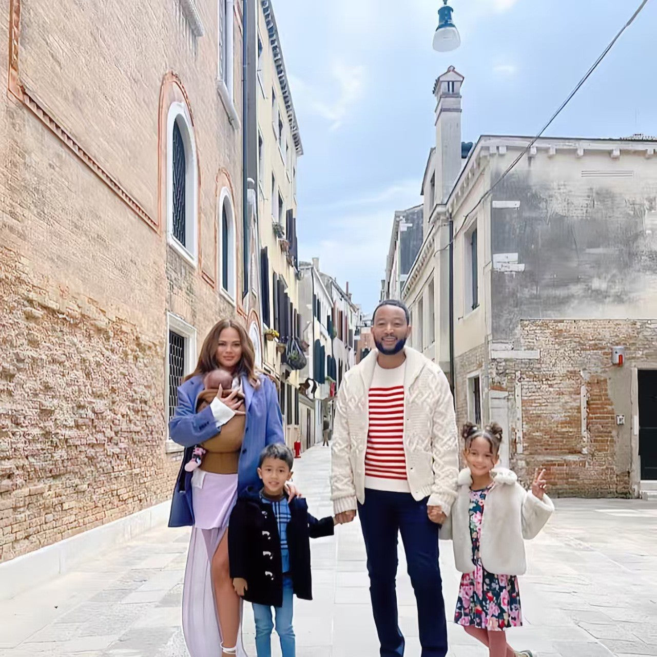 Ergonomic Baby Carrier with Waist Seat - 20kg