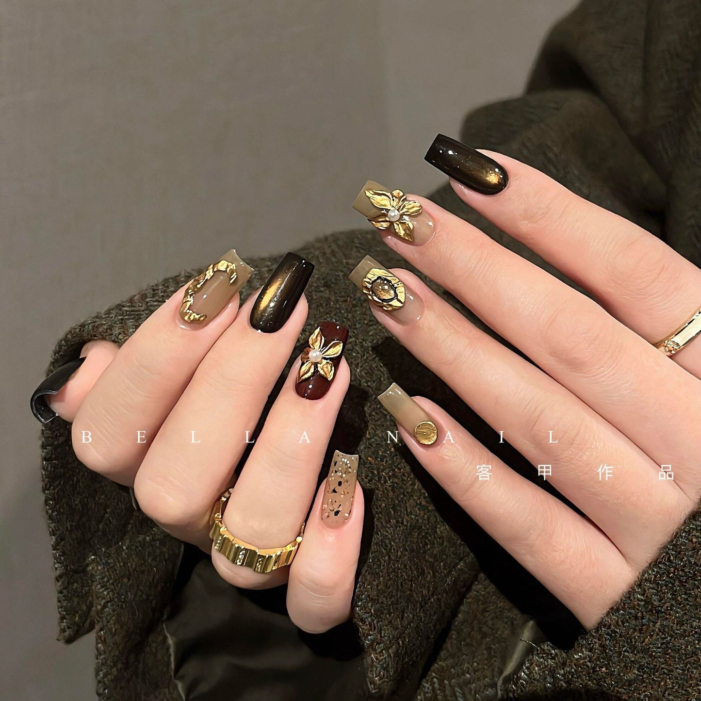 Hand-wearing nails