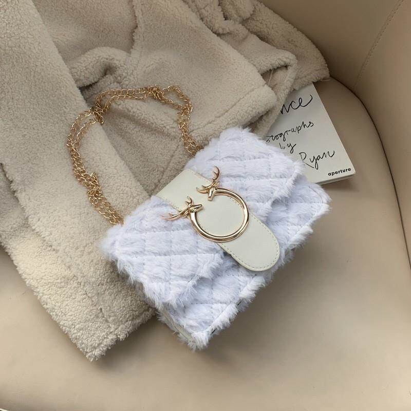 Women's Diamond Quilted Chain Bag - Plush Handbag